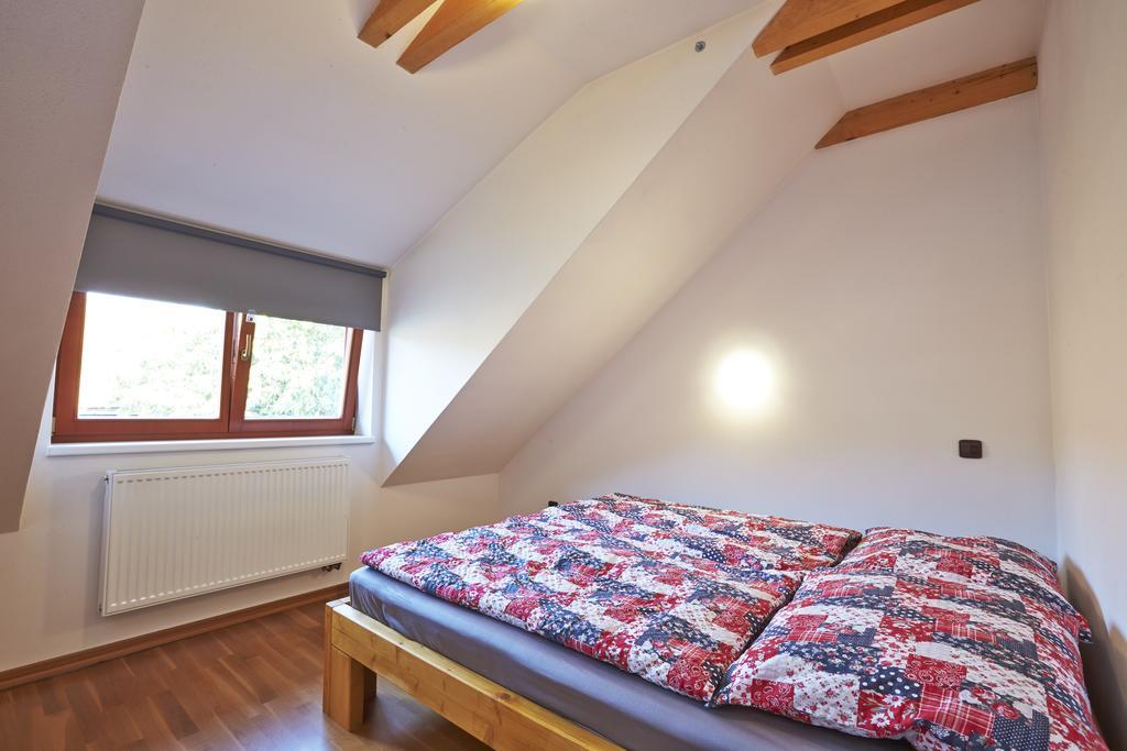Chalupa Na Dobrem Miste Prostredni Becva Room photo